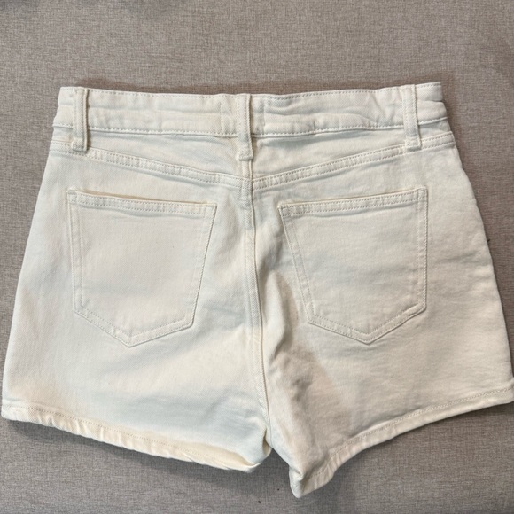 Women's Cream Jean Shorts - Picture 5 of 5